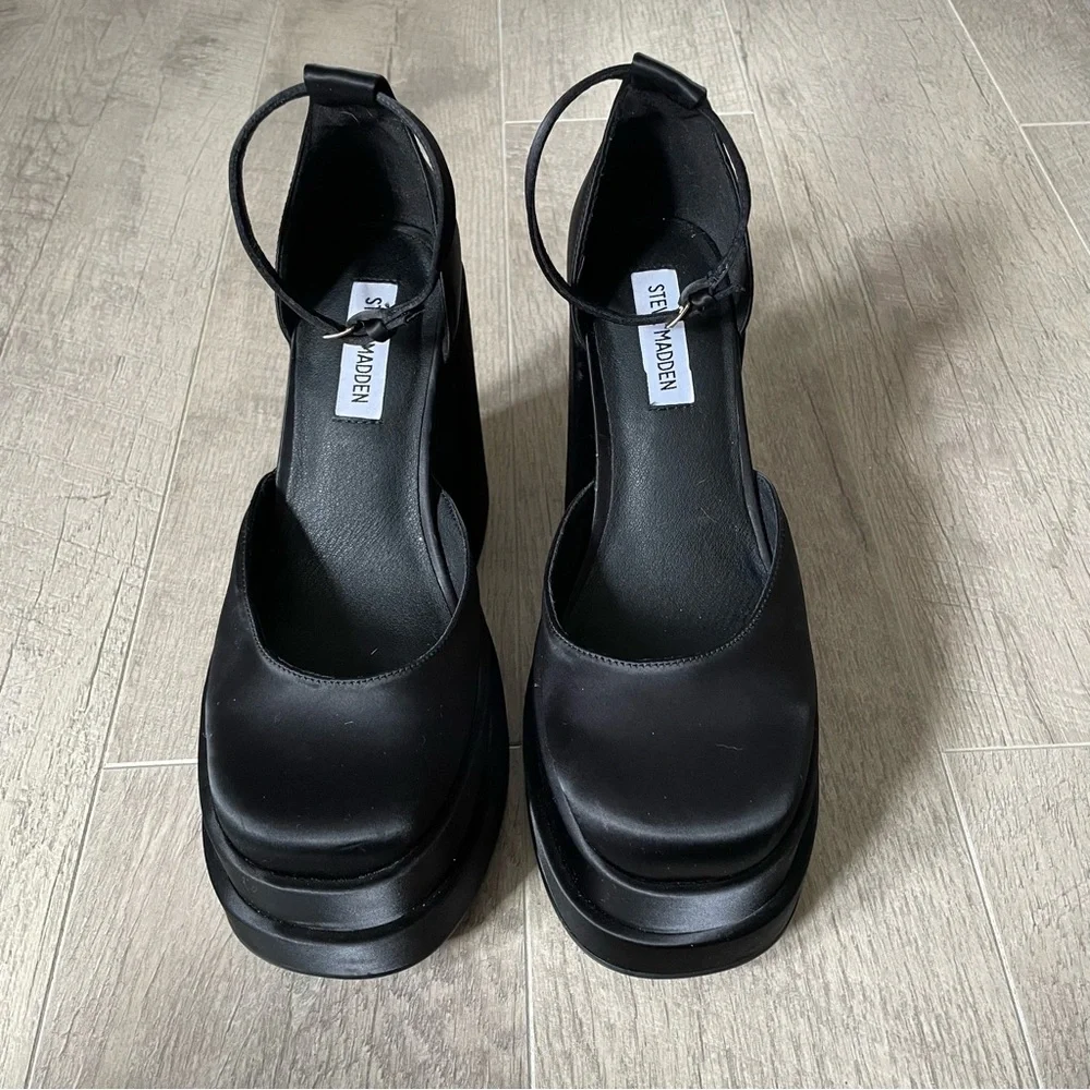 STEVEN MADDEN Charlize Black Satin Platform Heels 8 - Picture 3 of 7